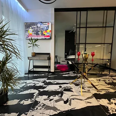 Towarowa Milionowa 45 Check-in 24 H * פוזנן