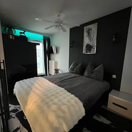 Towarowa Milionowa 45 Check-in 24 H *